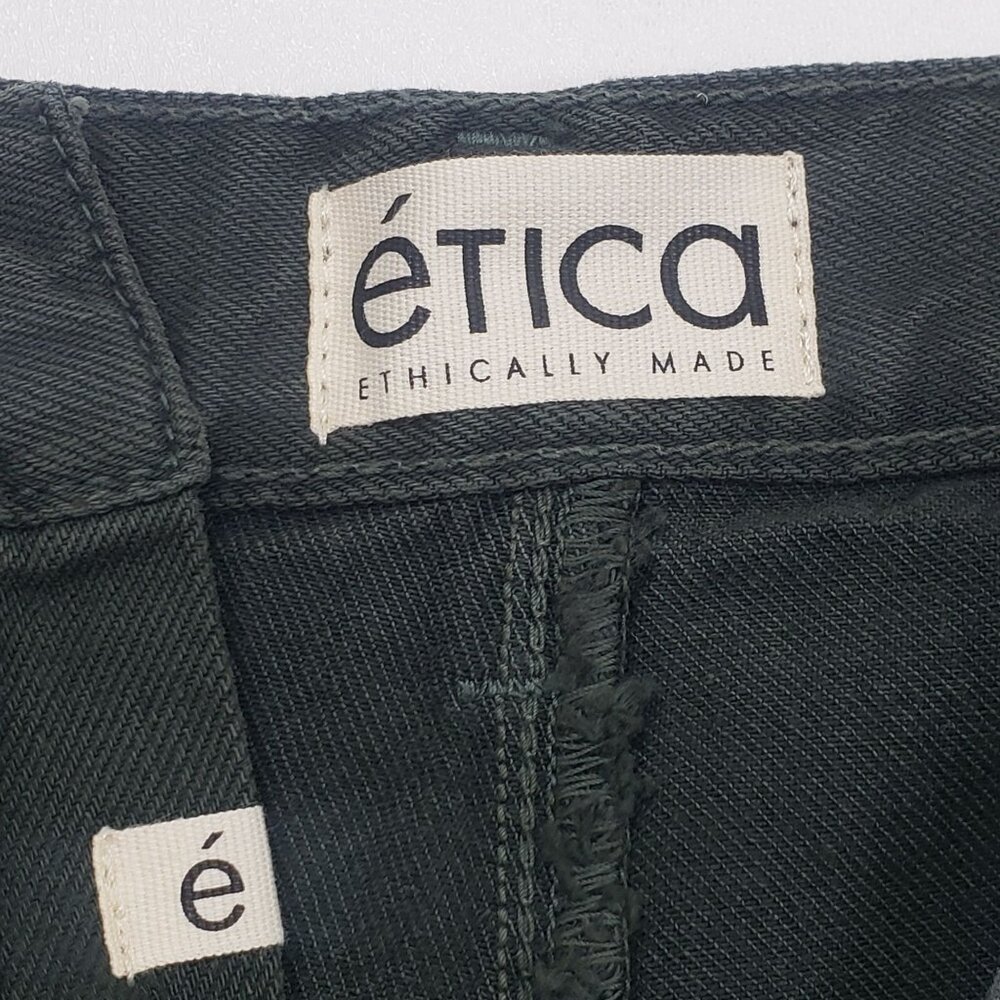 Etica Max Pleated Short Women's Size 30 Seaweed Green Eco-Friendly Cotton Blend - Picture 2 of 16